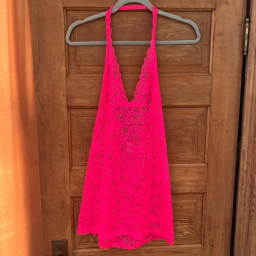 Victoria’s Secret Bright Pink Lace Halter Chemise Size Medium